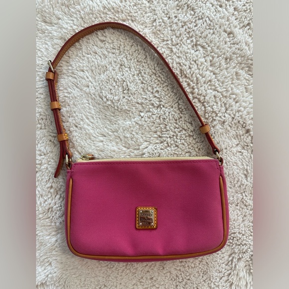 Dooney & Bourke Pink Fuchsia Mini Shoulder Bag, Excellent Condition 🩷 - Picture 16 of 16